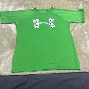 UNDER ARMOUR boy’s shirt . YOUTH XS 6-8